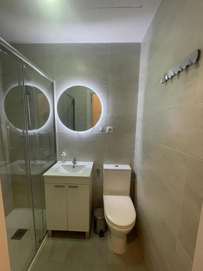 Apartamentos Jap Villaamil Madrid Exterior foto